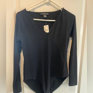 A Pea In The Pod - Ribbed v-neck black bodysuit - Size S - NWT